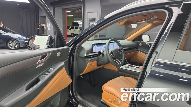 Genesis GV80 — Фото автомобиля 15
