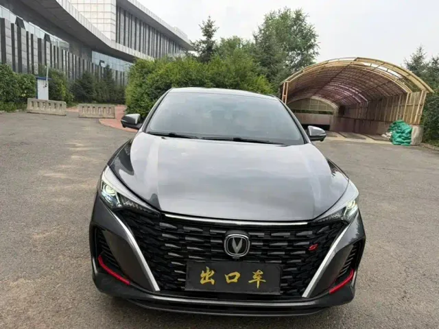 Changan Eado — Фото автомобиля 2