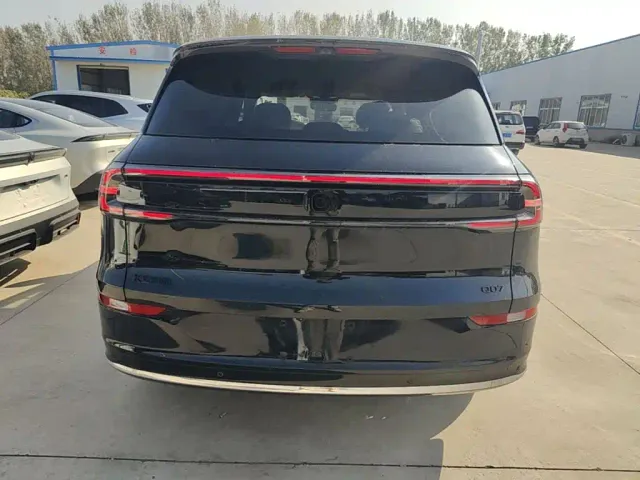Changan Qiyuan Q07 — Фото автомобиля 5