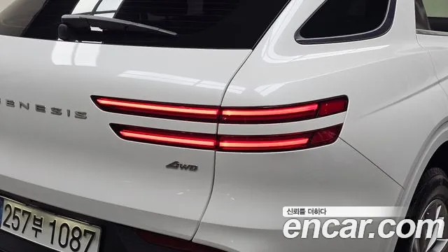 Genesis GV70 — Фото автомобиля 23