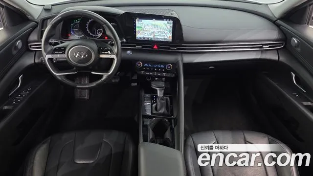 Hyundai Avante CN7 — Фото автомобиля 10