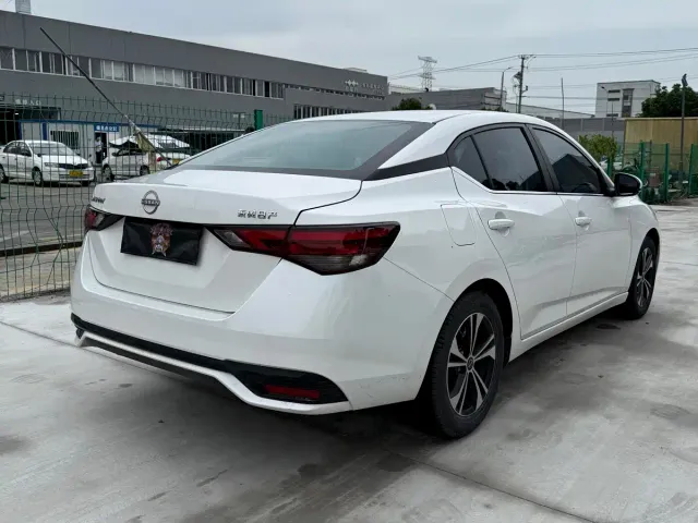 Nissan Sylphy — Фото автомобиля 15