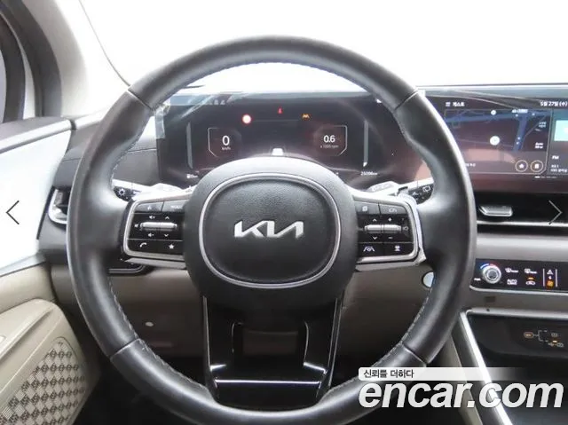 Kia Carnival Generation 4 — Фото автомобиля 10