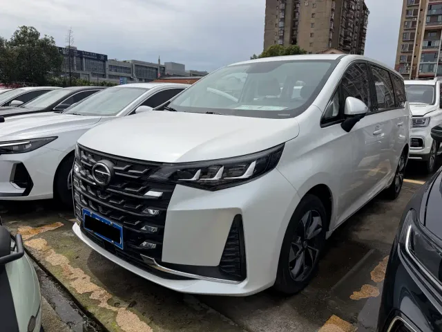 Фотография автомобиля — GAC Trumpchi M6