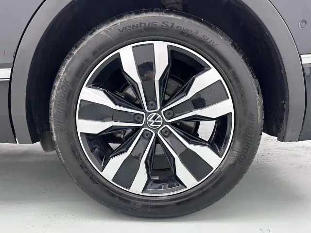 Volkswagen Tiguan L — Фото автомобиля 16