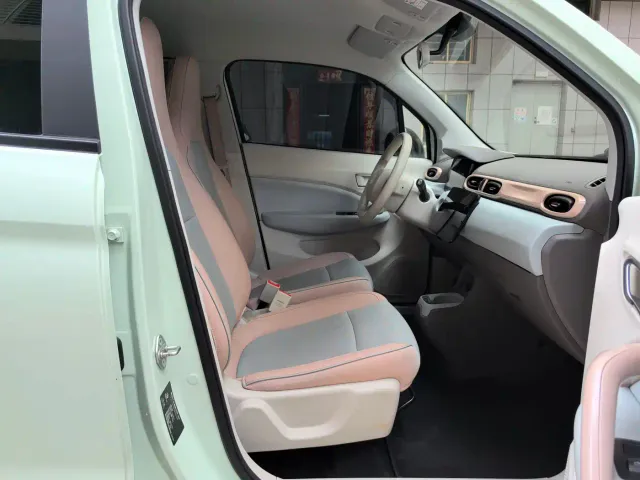 Leapmotor T03 — Фото автомобиля 11