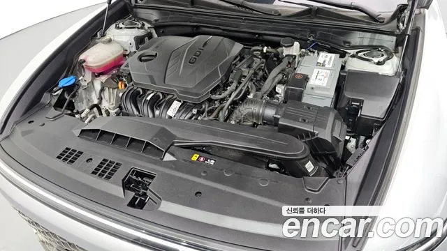 Hyundai Grandeur GN7 — Фото автомобиля 9