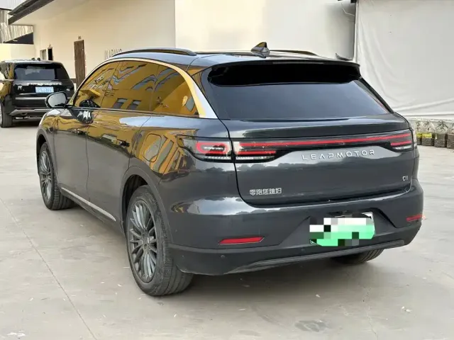 Leapmotor C11 — Фото автомобиля 9