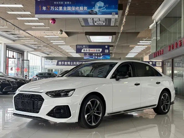 Фотография автомобиля — Audi A4L