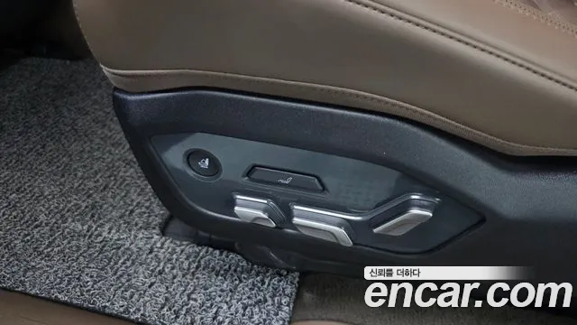 Kia EV9 — Фото автомобиля 25