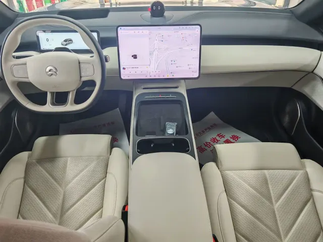 Nio ET5 Touring — Фото автомобиля 10