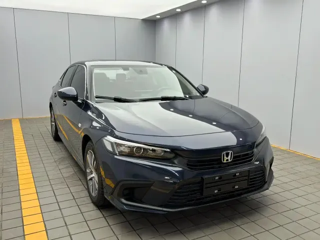 Honda Civic — Фото автомобиля 3