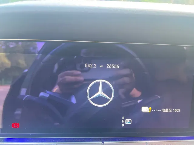 Mercedes-Benz E-Class — Фото автомобиля 13