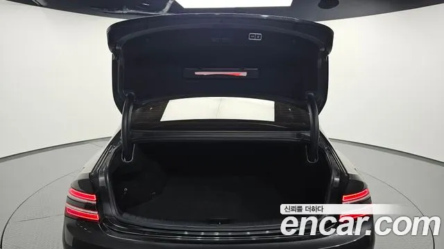 Genesis G80 RG3 — Фото автомобиля 28