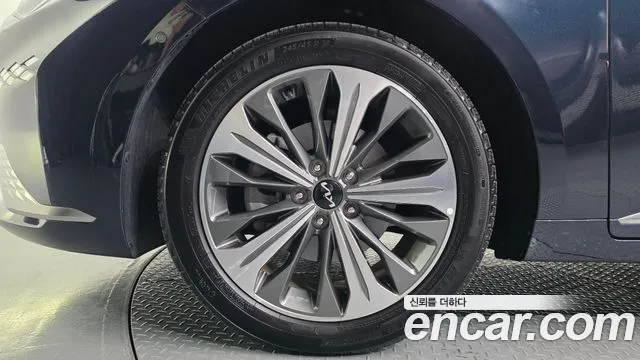 Kia K8 K8 Hybrid — Фото автомобиля 5