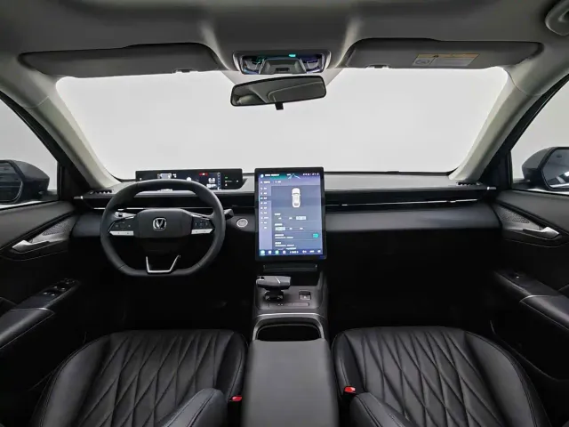 Changan Eado — Фото автомобиля 11