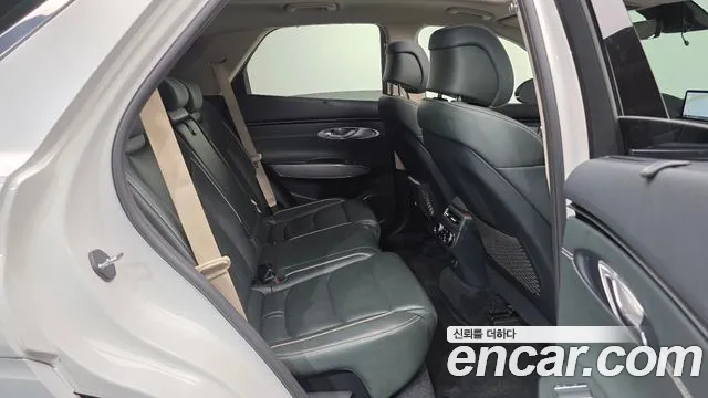 Genesis GV70 Electrified — Фото автомобиля 12