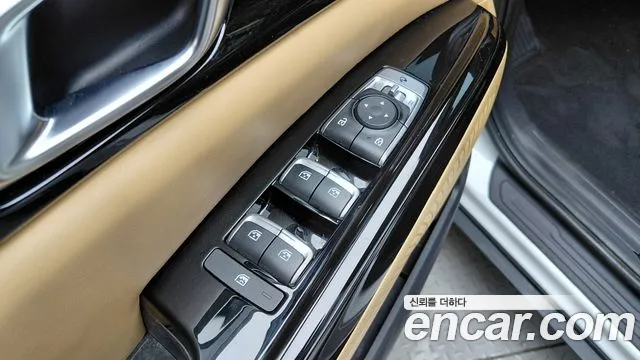 Kia Carnival Generation 4 — Фото автомобиля 29
