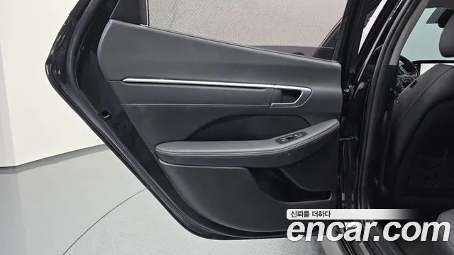 Hyundai Sonata — Фото автомобиля 14