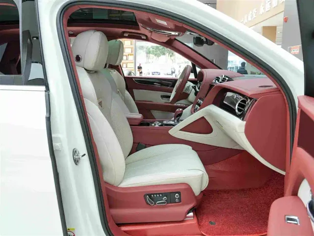 Bentley Bentayga Hybrid — Фото автомобиля 14