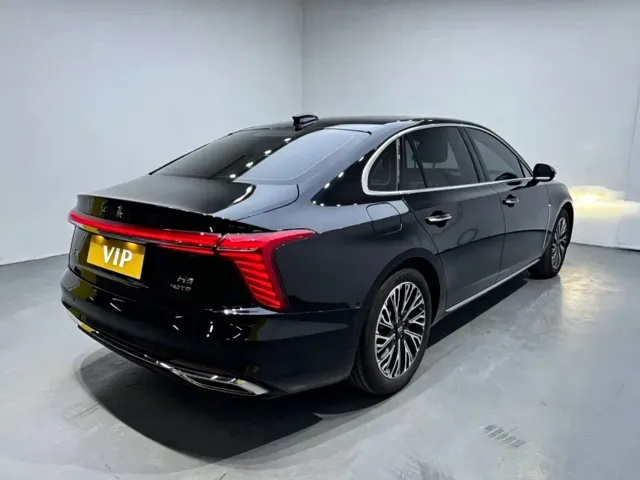 Hongqi H5 — Фото автомобиля 6