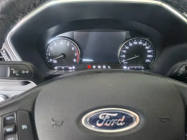 Ford Escape — Фото автомобиля 16