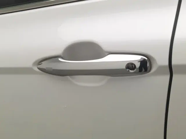 Toyota Camry — Фото автомобиля 18
