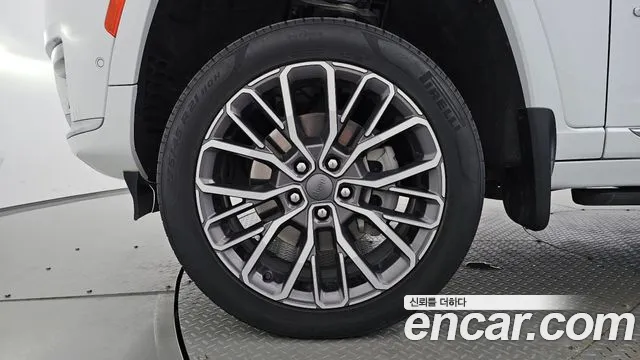 Jeep Cherokee Grand Cherokee(WL) L 3.6 Summit Reserve — Фото автомобиля 4