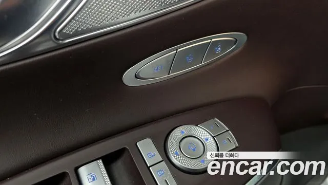 Genesis GV70 2.2 Дизель 2WD — Фото автомобиля 22