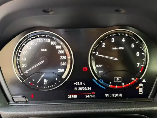 BMW 1 Series — Фото автомобиля 11