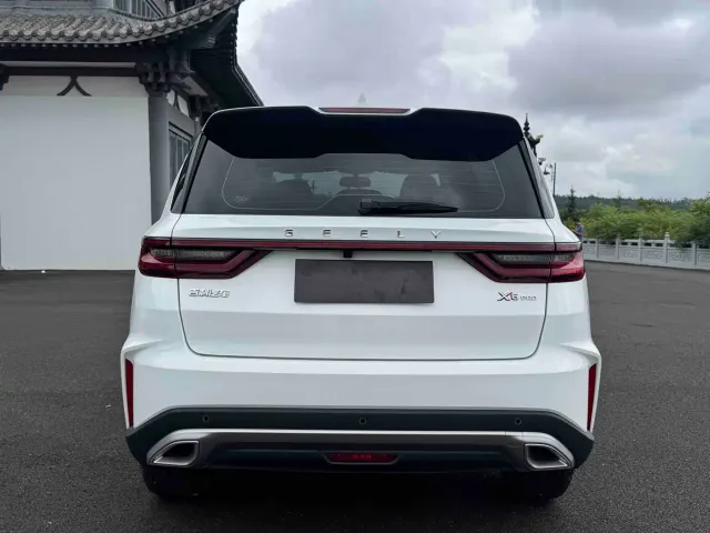 Geely Vision X6 — Фото автомобиля 5