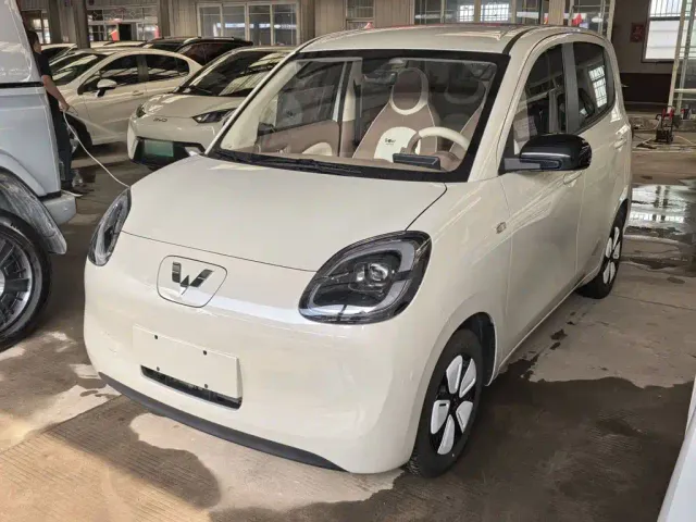 Фотография автомобиля — Wuling Hongguang Mini EV