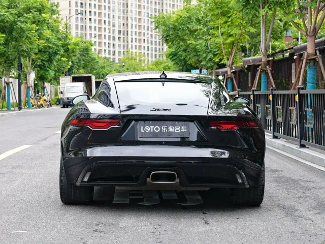Jaguar F-Type — Фото автомобиля 5