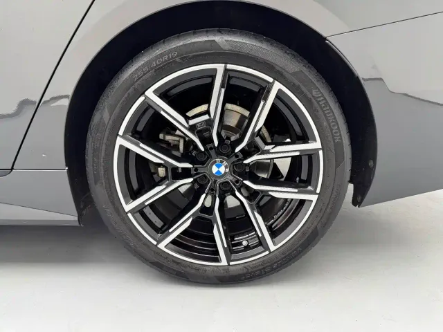 BMW BMW 4 Series 2023 425i Gran Coupe M Sport Shadowline Package — Фото автомобиля 17