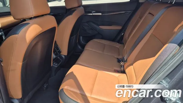 Kia Seltos — Фото автомобиля 18