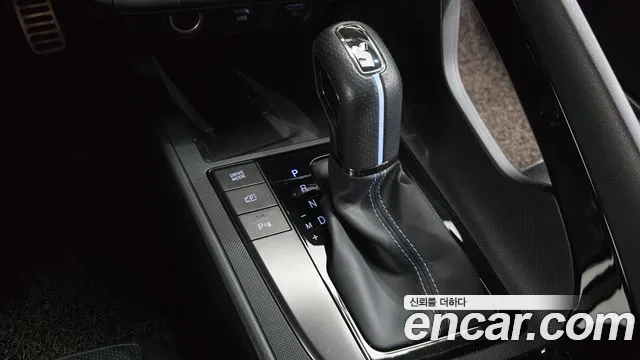 Hyundai Avante CN7 — Фото автомобиля 12