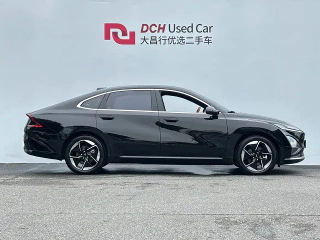 Wuling Starlight — Фото автомобиля 3