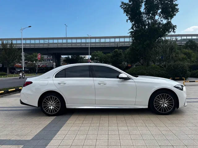 Mercedes-Benz C-Class — Фото автомобиля 19