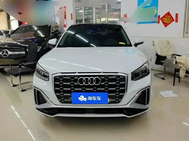Audi Q2L — Фото автомобиля 2