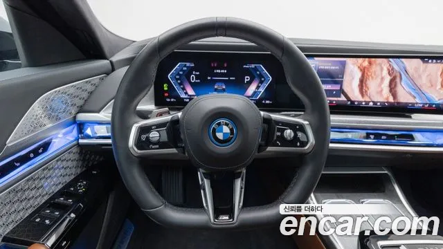 BMW i7 — Фото автомобиля 20