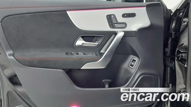 Mercedes-Benz CLA-Class — Фото автомобиля 15