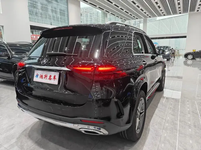 Mercedes-Benz GLE-Class — Фото автомобиля 13