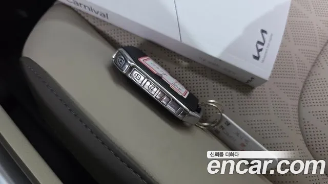 Kia Canival Carnival 4 поколение Бензин 11 мест Prestige — Фото автомобиля 29