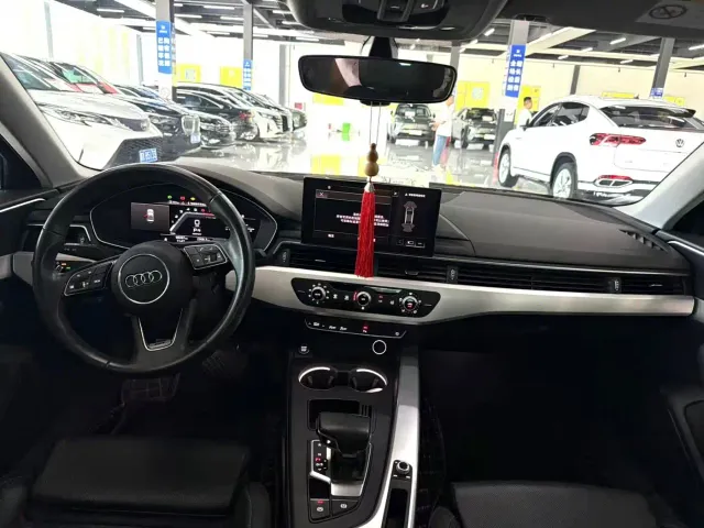 Audi A4L — Фото автомобиля 9