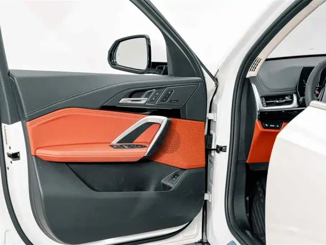 BMW X1 — Фото автомобиля 14