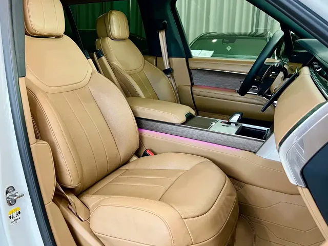 Land Rover Range Rover — Фото автомобиля 8