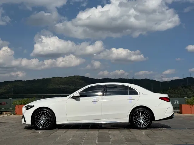 Mercedes-Benz C-Class — Фото автомобиля 10