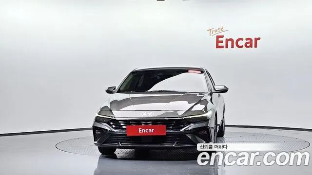 Hyundai AVANTE Новый Avante (CN7) — Фото автомобиля 3