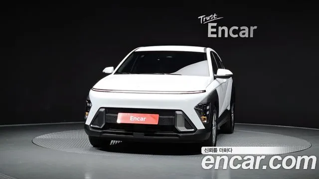 Hyundai Kona SX2 — Фото автомобиля 3