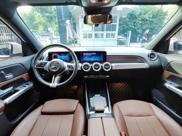 Mercedes-Benz GLB-Class — Фото автомобиля 11